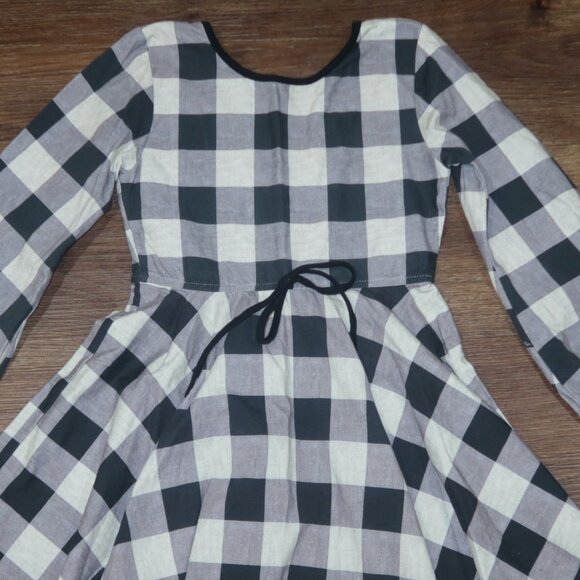 Girls Omi Jo Well Dressed Wolf Black Cream Buffalo Check Knit Twirl Dress size 6 - Picture 3 of 3